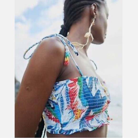 Farm Rio Macaw Wind Smocked Crop Top - Picture 1 of 16